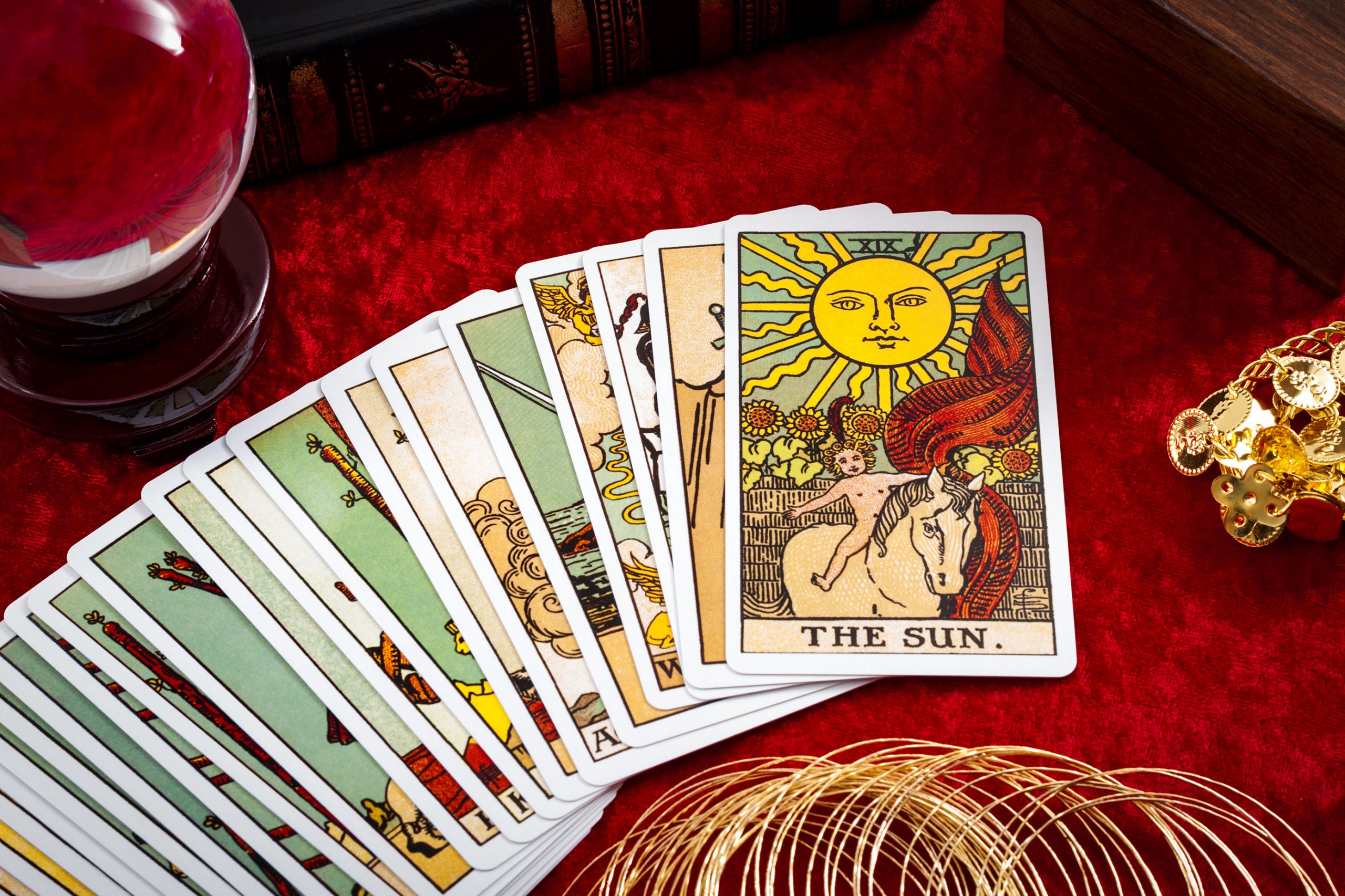 Can You Do Your Own Tarot Card Reading